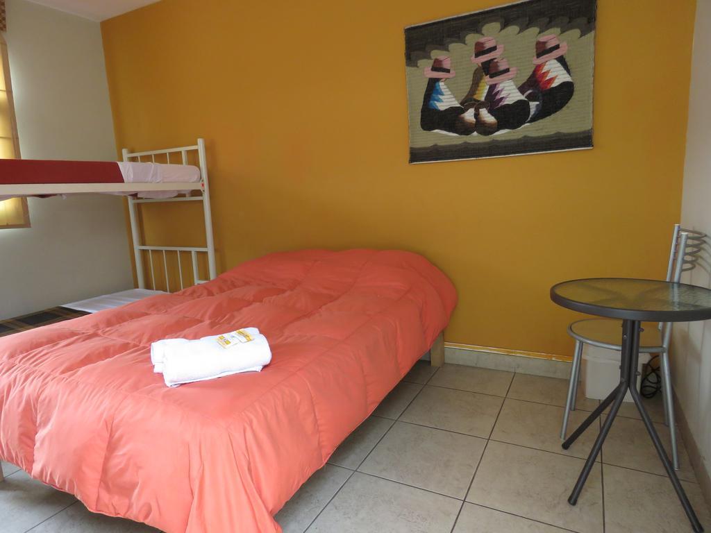 ليما Casa Hualpa Hostel المظهر الخارجي الصورة