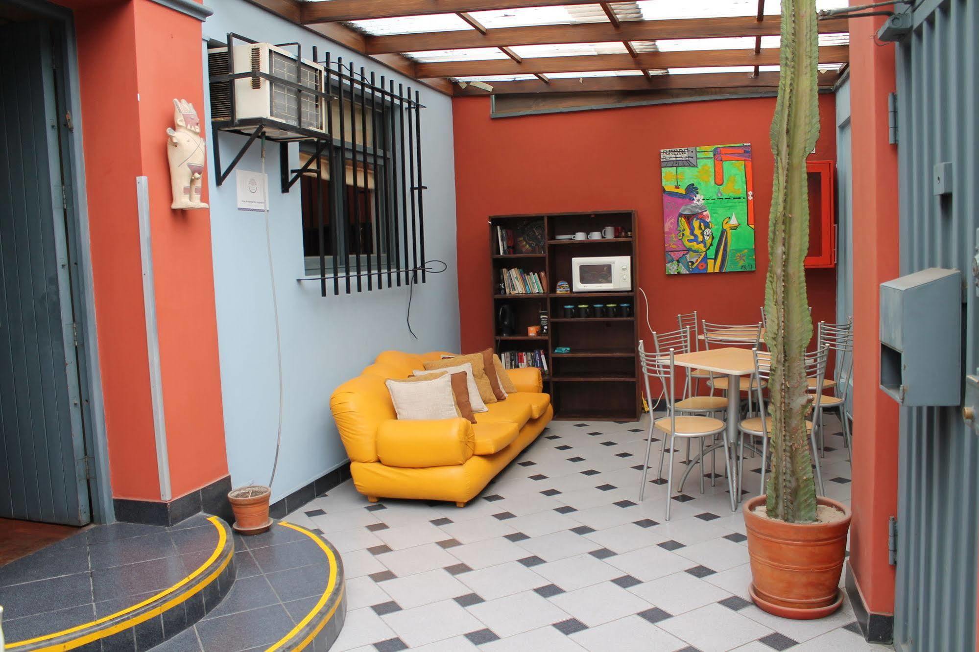 ليما Casa Hualpa Hostel المظهر الخارجي الصورة